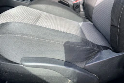 harmaa Volkswagen Golf 2004 kuva 14.