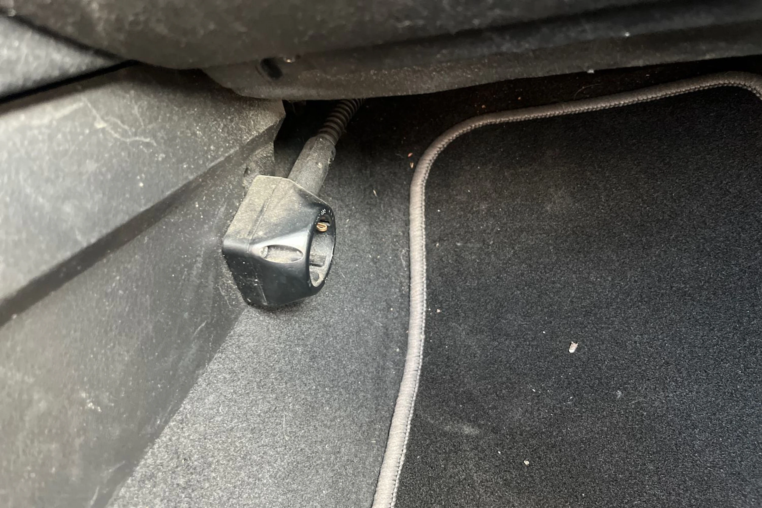 harmaa Volkswagen Golf 2004 kuva 20.