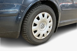 sininen Volkswagen Golf 2005 kuva 11.