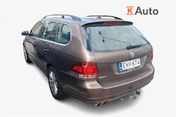 Ruskea (beige) Volkswagen Golf 2011 kuva 2.