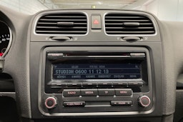Harmaa Volkswagen Golf 2012 kuva 18.