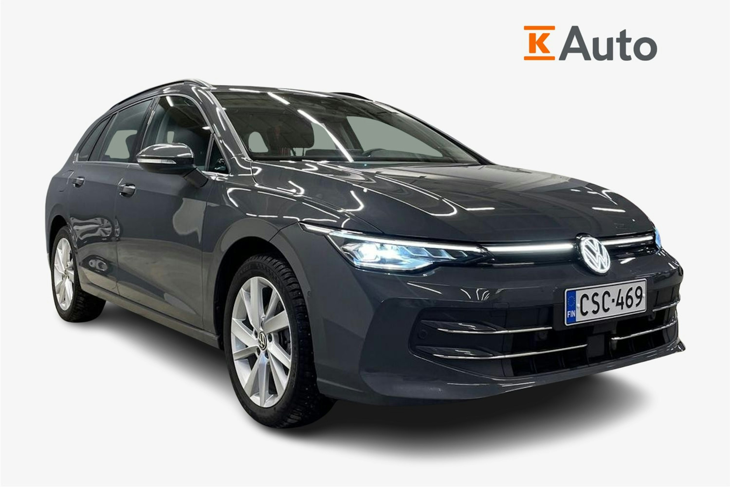 harmaa Volkswagen Golf 2025 kuva 1.