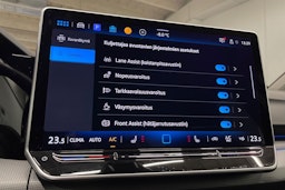 harmaa Volkswagen Golf 2025 kuva 20.