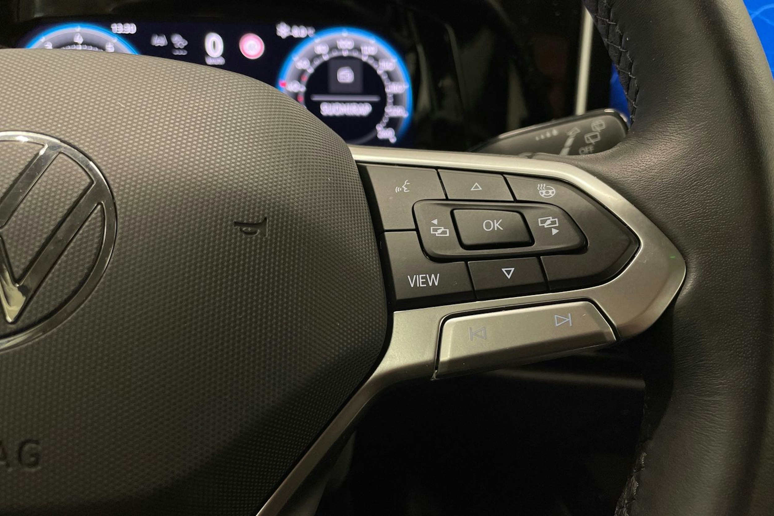 harmaa Volkswagen Golf 2025 kuva 25.