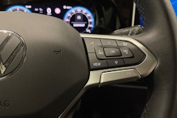 harmaa Volkswagen Golf 2025 kuva 25.