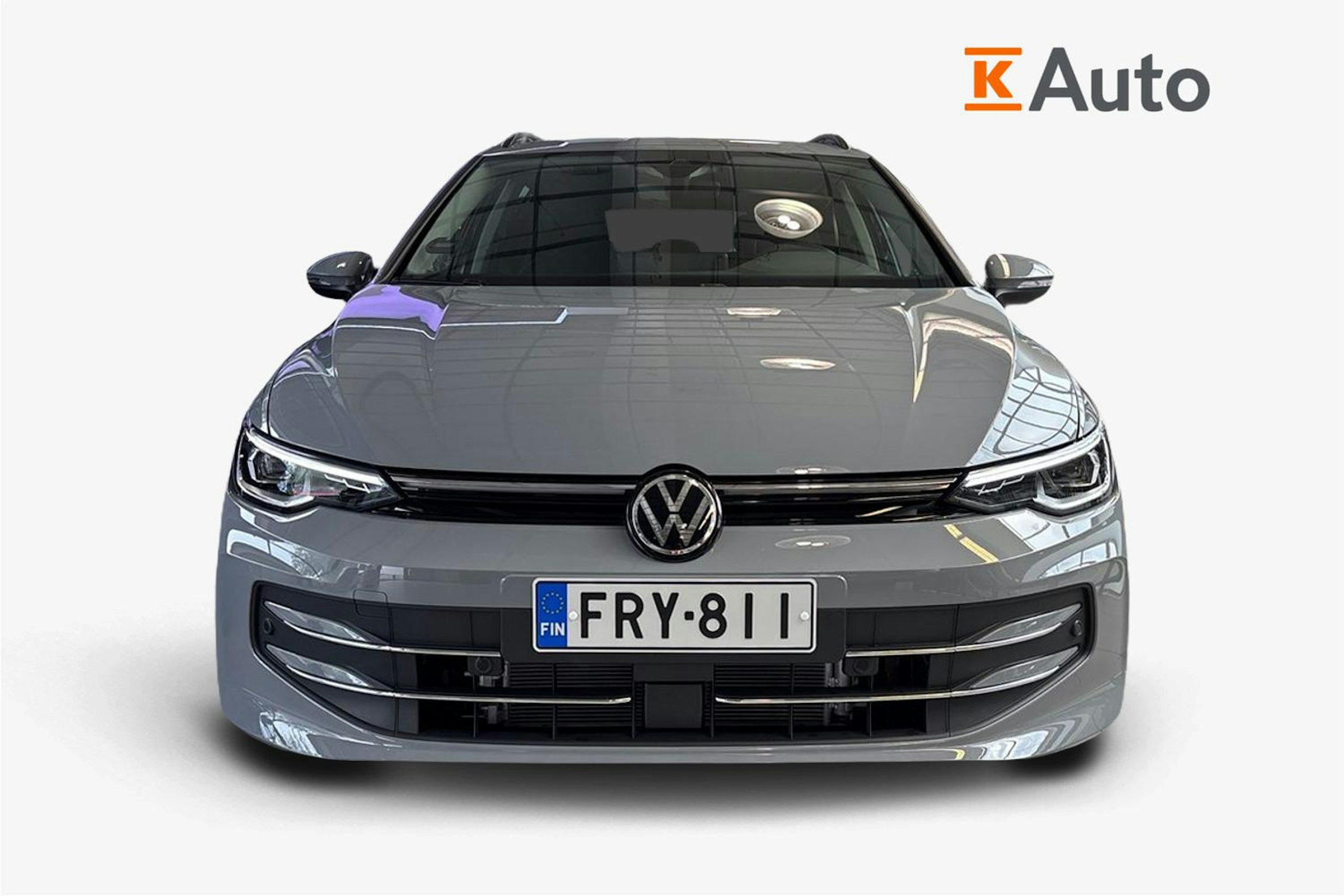 harmaa Volkswagen Golf 2025 kuva 4.