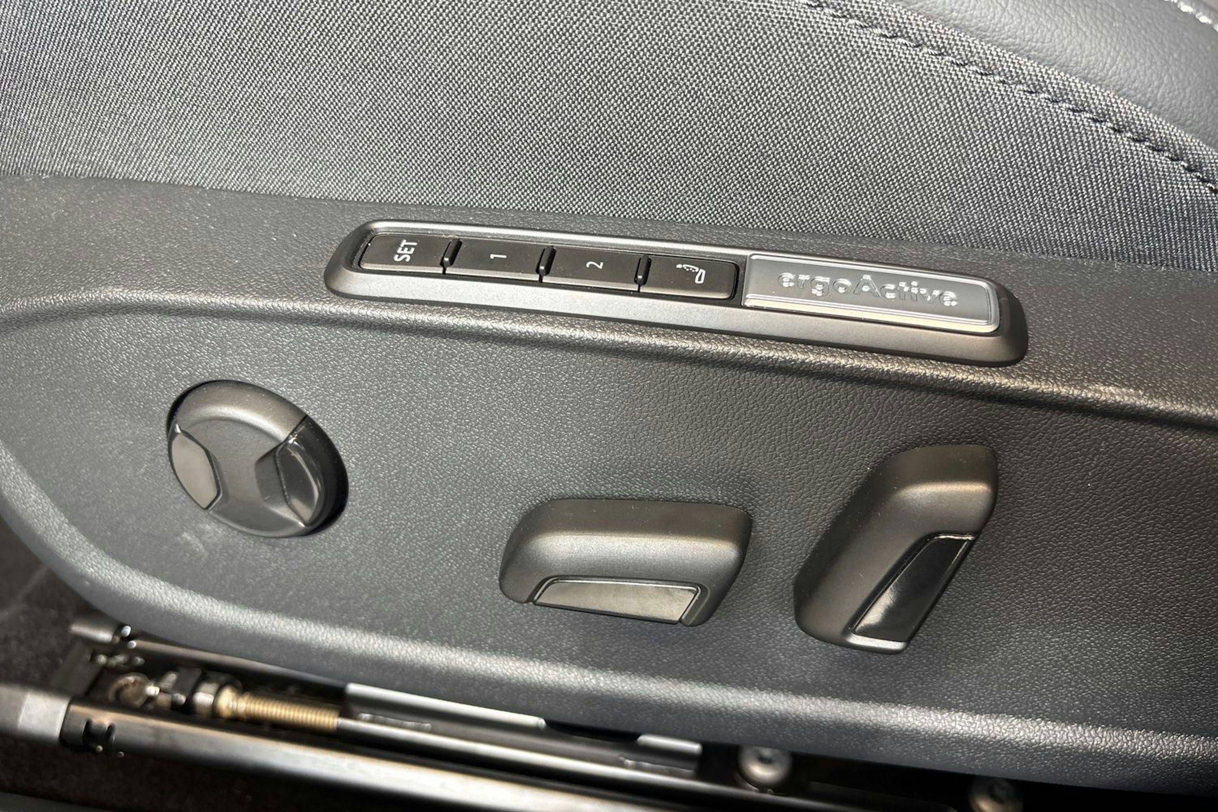 harmaa Volkswagen Golf 2025 kuva 15.