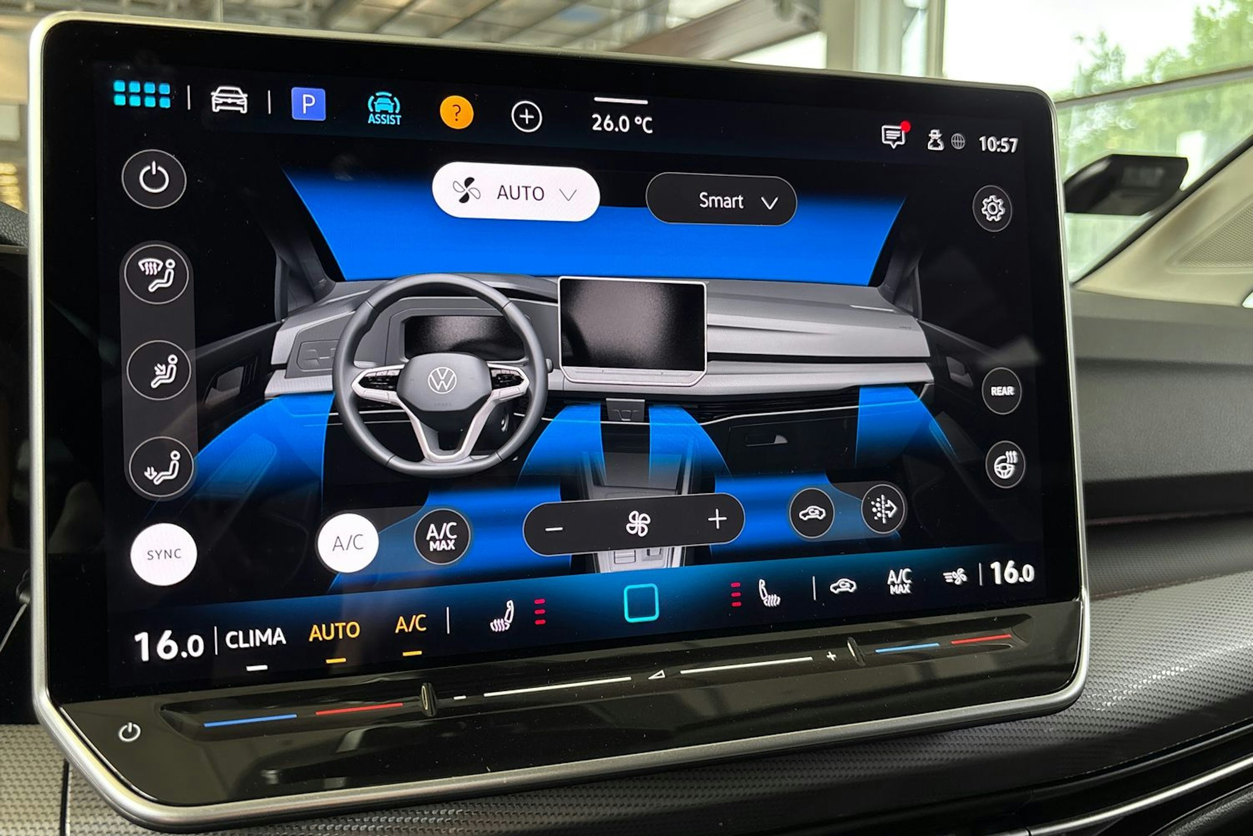 harmaa Volkswagen Golf 2025 kuva 24.