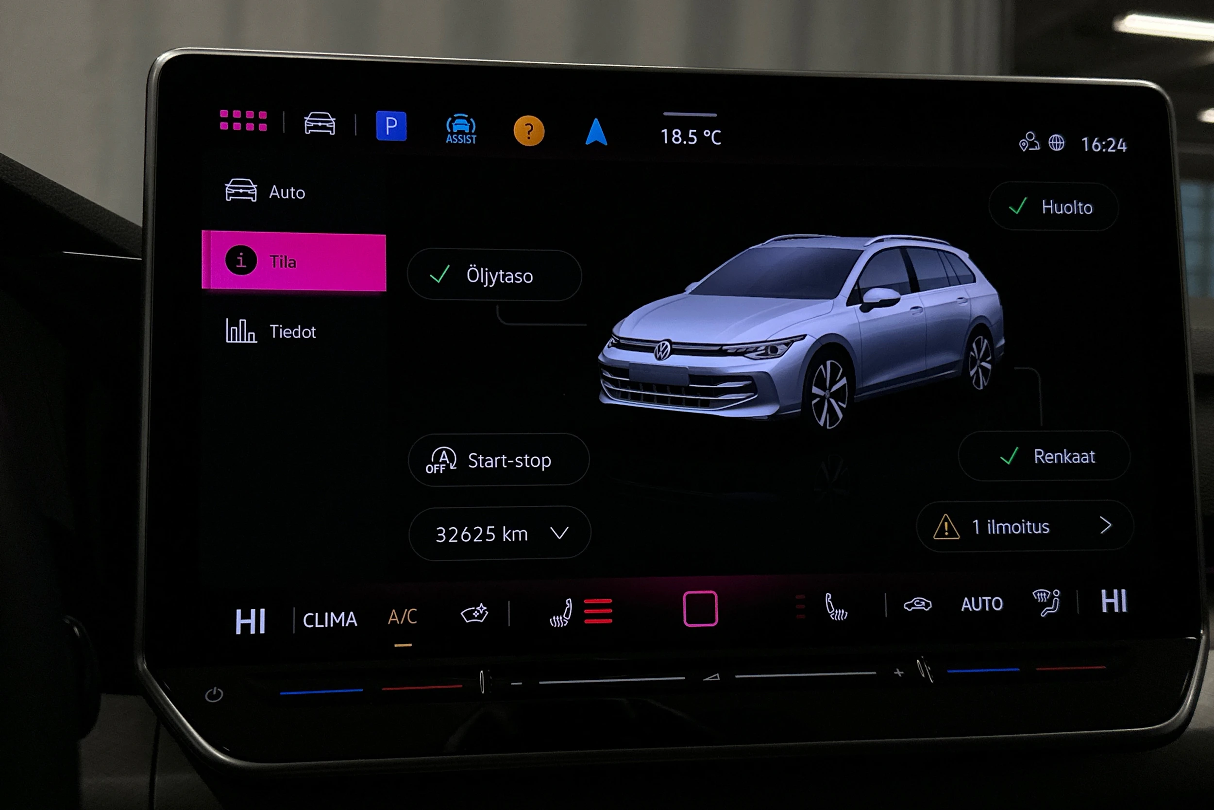 punainen Volkswagen Golf 2025 kuva 21.