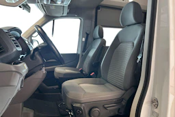 harmaa Volkswagen Grand California 600 2021 kuva 8.