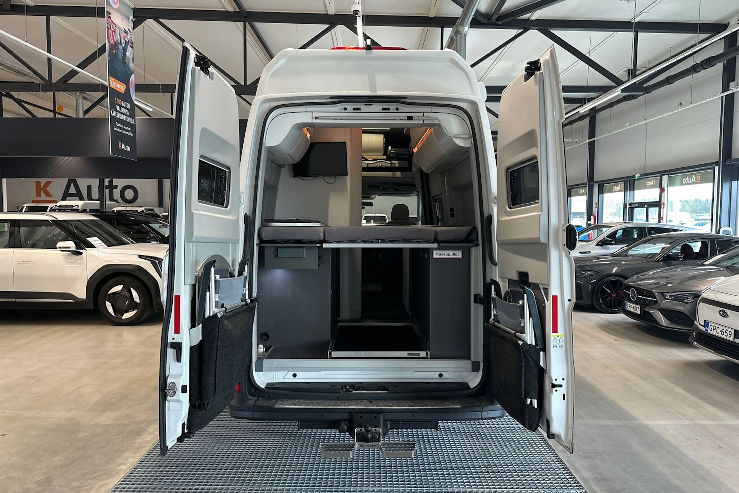 harmaa Volkswagen Grand California 600 2021 kuva 35.