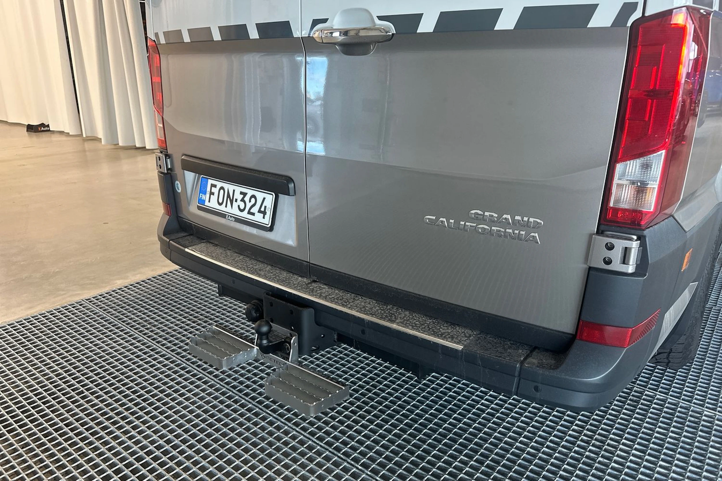 harmaa Volkswagen Grand California 600 2021 kuva 37.