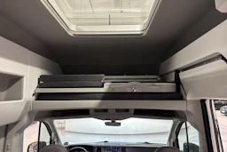 hopea Volkswagen Grand California 2022 kuva 5.