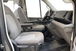 harmaa Volkswagen Grand California 2023 kuva 10.