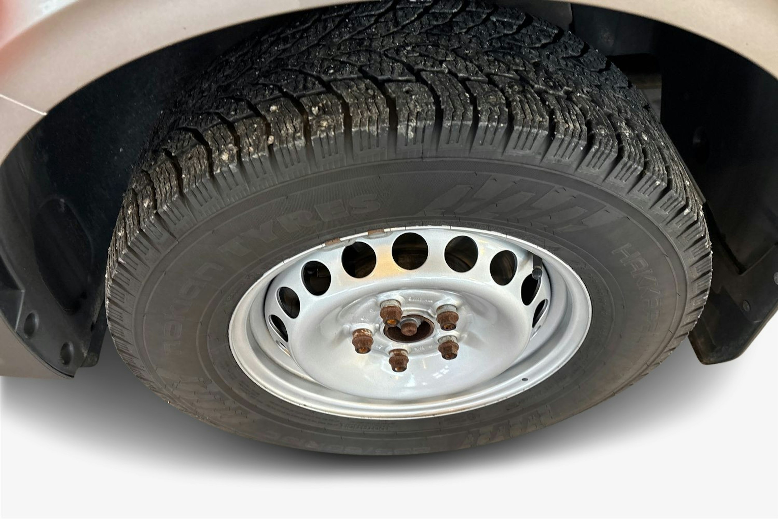 Harmaa Volkswagen Grand California 2023 kuva 9.