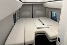 Harmaa Volkswagen Grand California 2023 kuva 13.