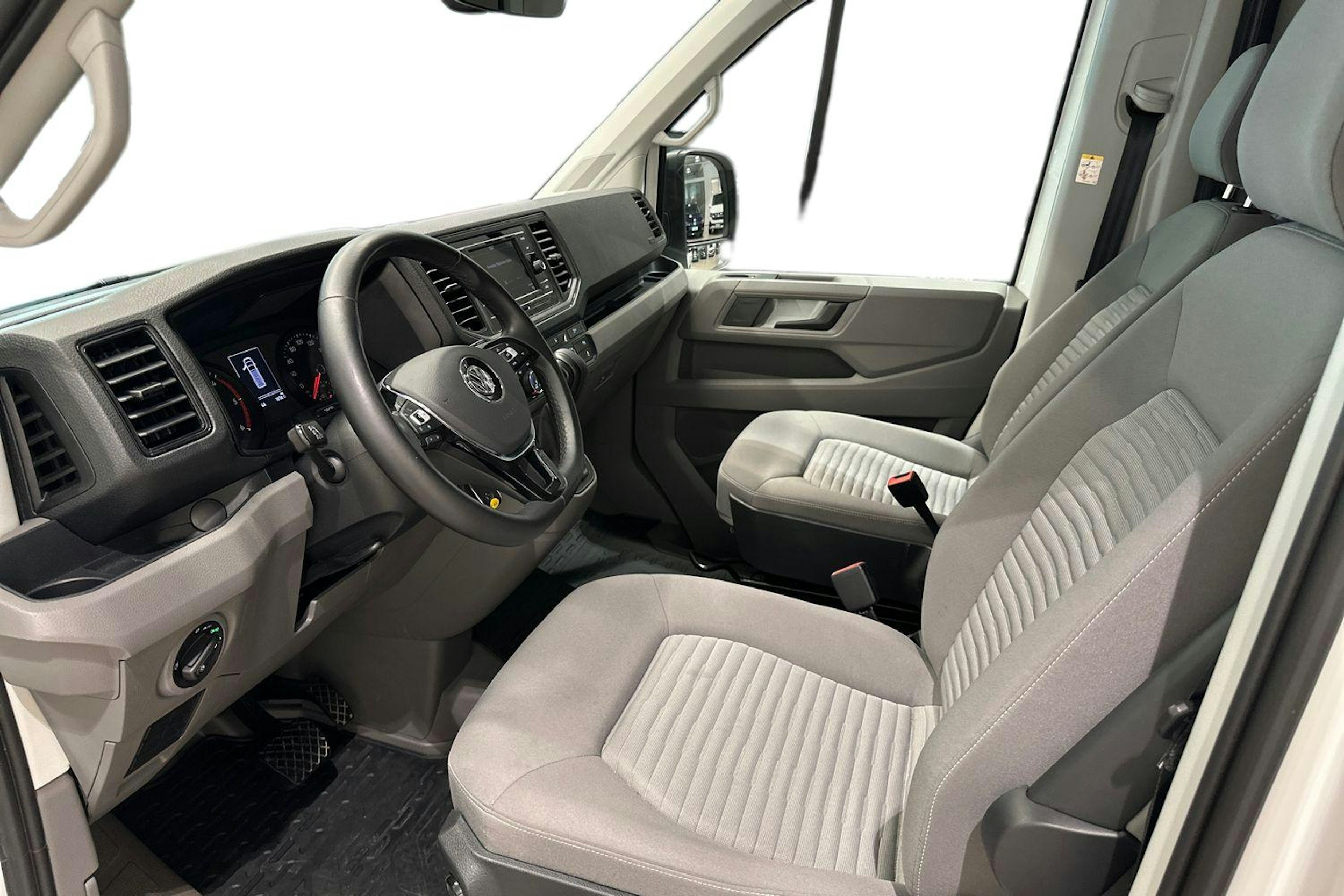 Valkoinen Volkswagen Grand California 2024 kuva 6.