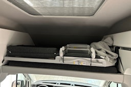 Valkoinen Volkswagen Grand California 2024 kuva 17.