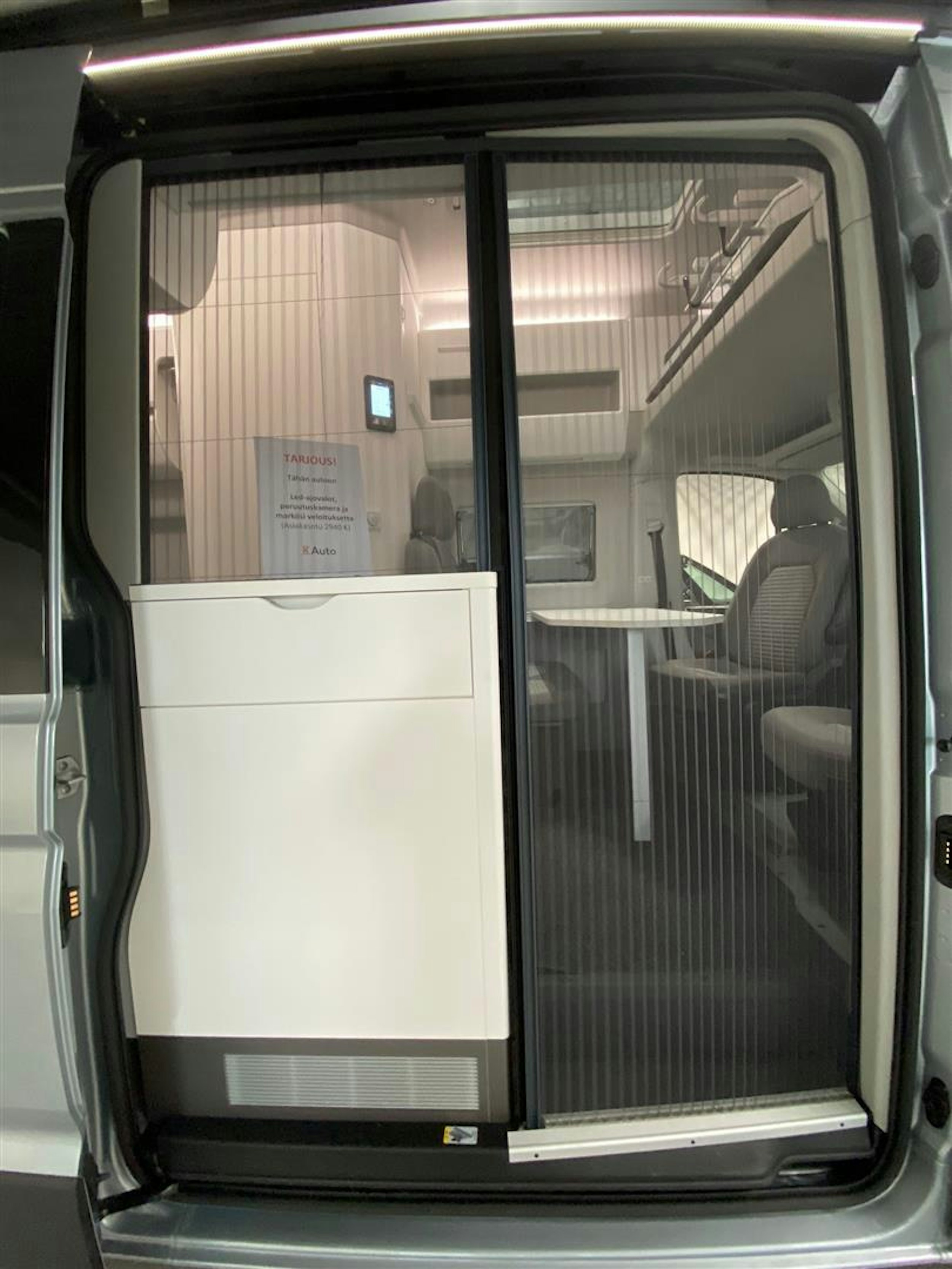 met. harmaa Volkswagen Grand California 2025 kuva 24.