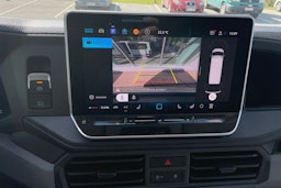 hopea metalliväri Volkswagen Grand California 2025 kuva 24.