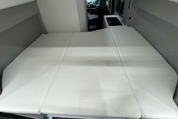 harmaa Volkswagen Grand California 2025 kuva 31.