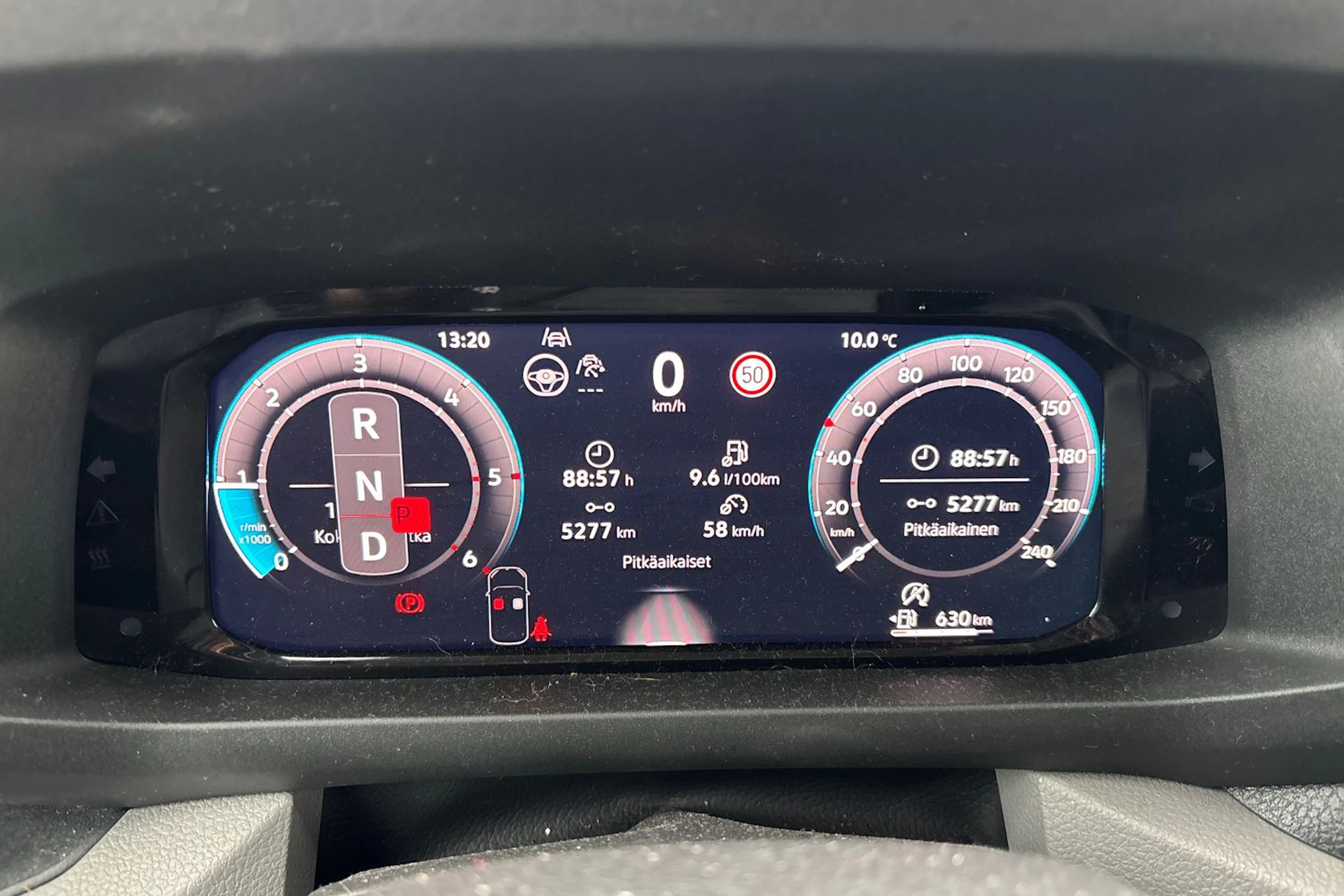 valkoinen Volkswagen Grand California 2026 kuva 6.
