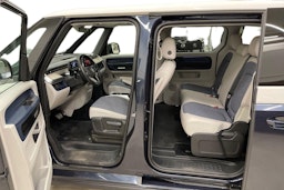 valkoinen Volkswagen ID. Buzz 2022 kuva 10.