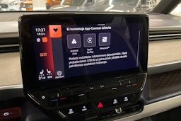 valkoinen Volkswagen ID. Buzz 2022 kuva 28.