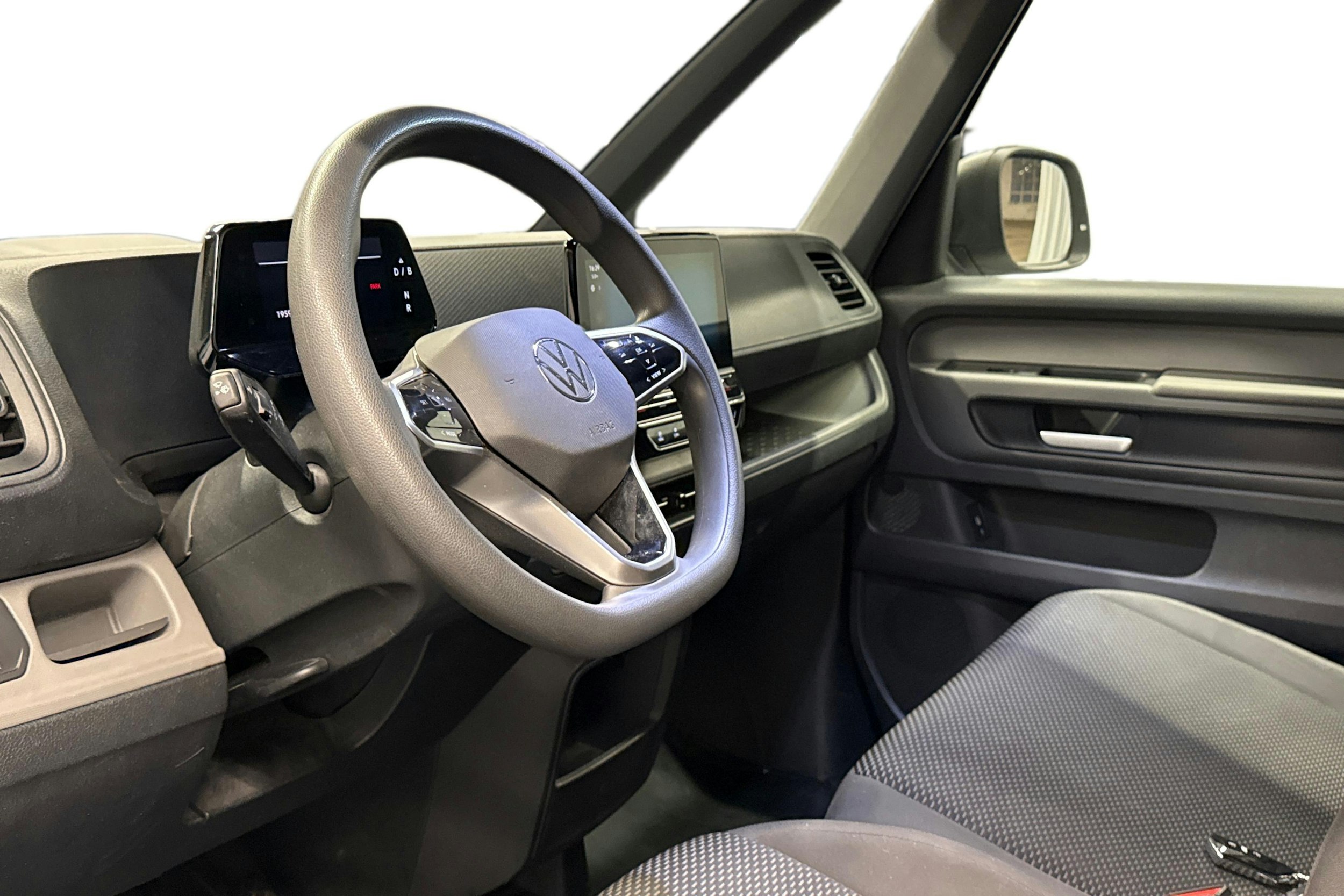 valkoinen Volkswagen ID. Buzz 2023 kuva 3.