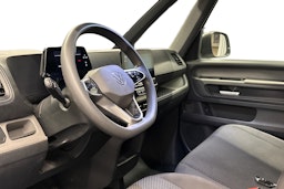 valkoinen Volkswagen ID. Buzz 2023 kuva 3.