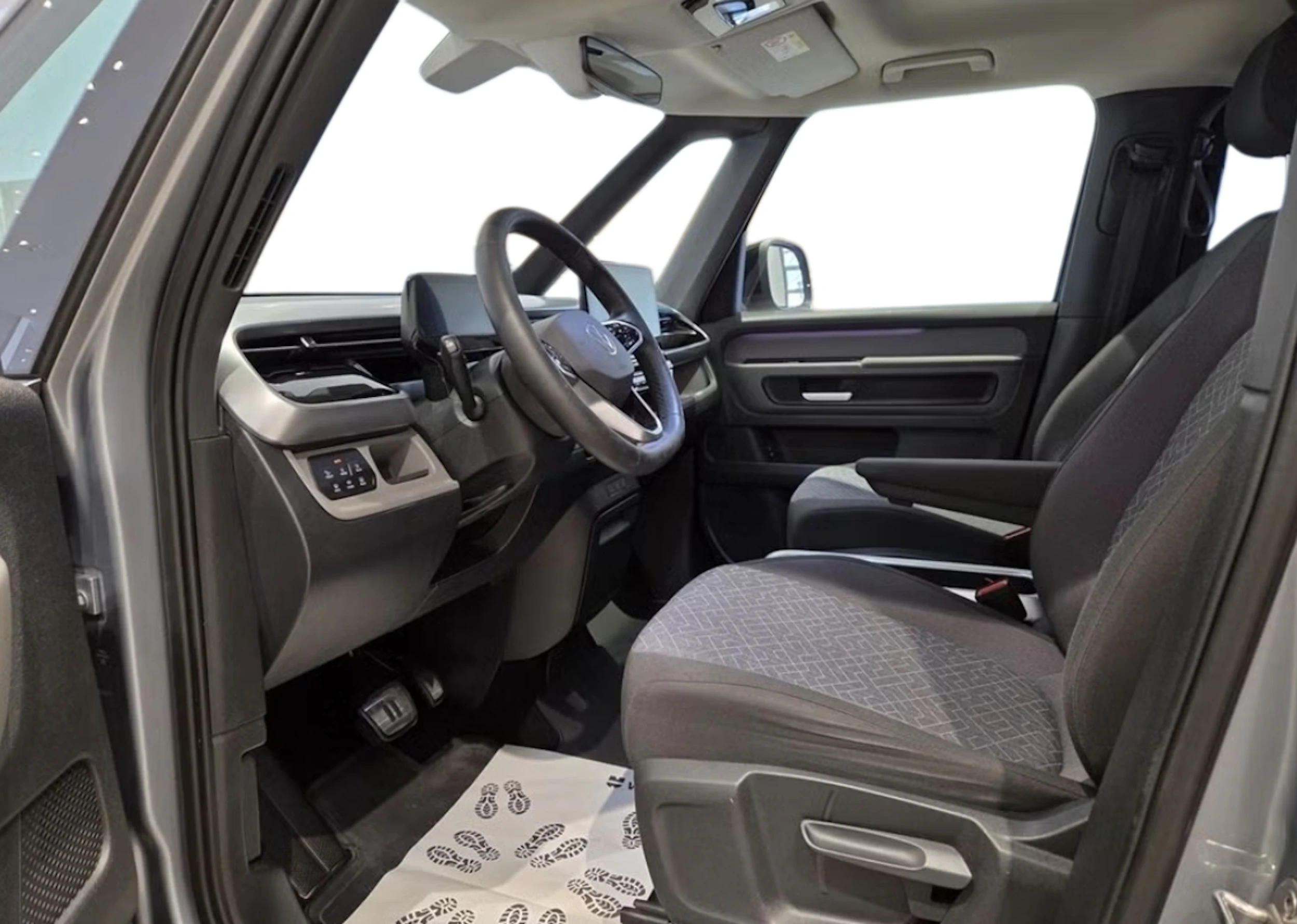 harmaa Volkswagen ID. Buzz 2023 kuva 4.