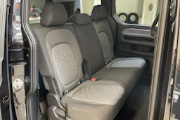 musta Volkswagen ID. Buzz 2023 kuva 15.