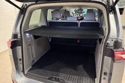harmaa Volkswagen ID. Buzz 2023 kuva 19.
