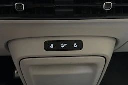 harmaa Volkswagen ID. Buzz 2023 kuva 28.