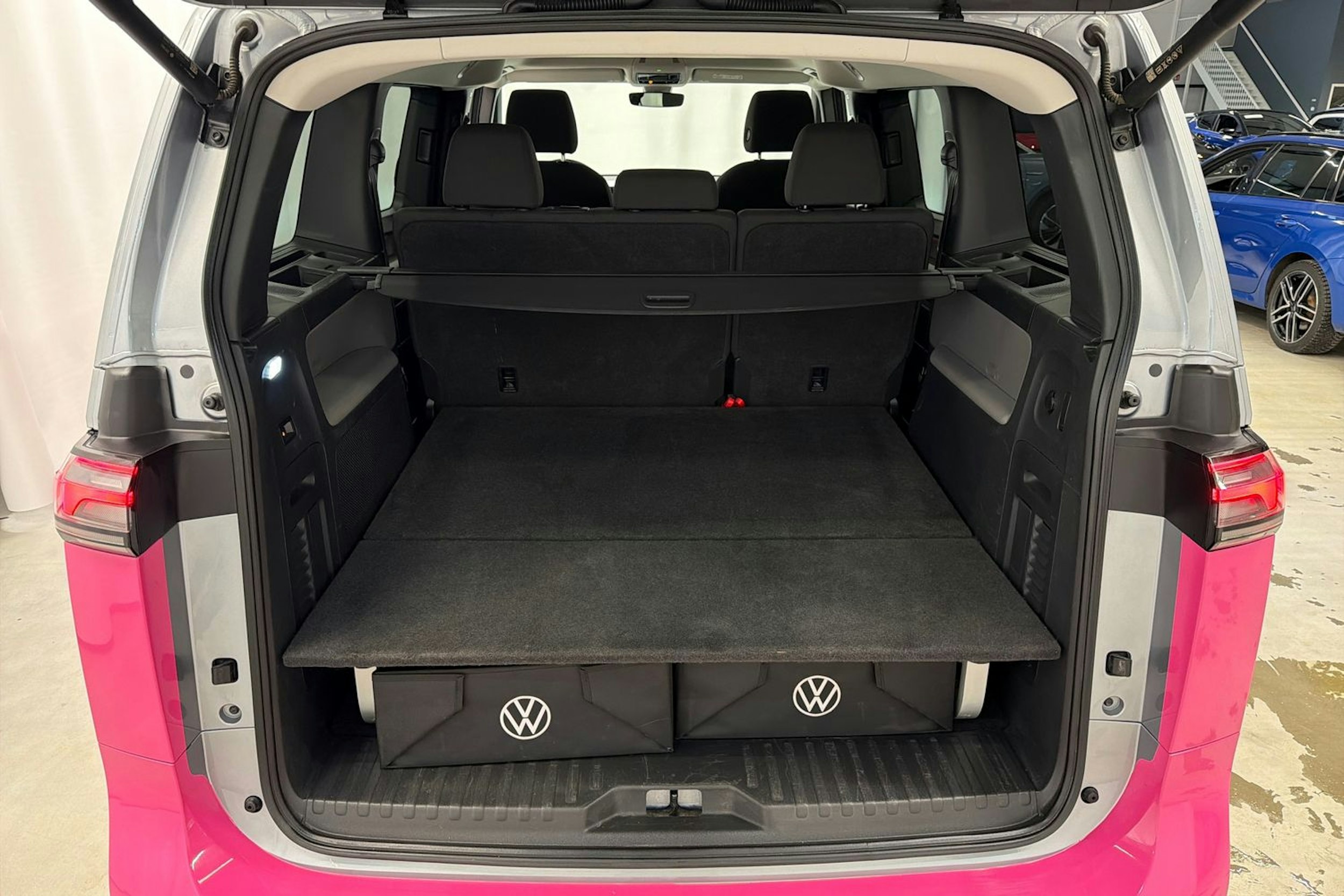 hopea Volkswagen ID. Buzz 2023 kuva 32.