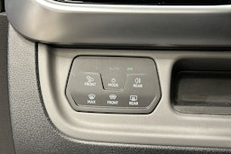 musta Volkswagen ID. Buzz 2023 kuva 18.