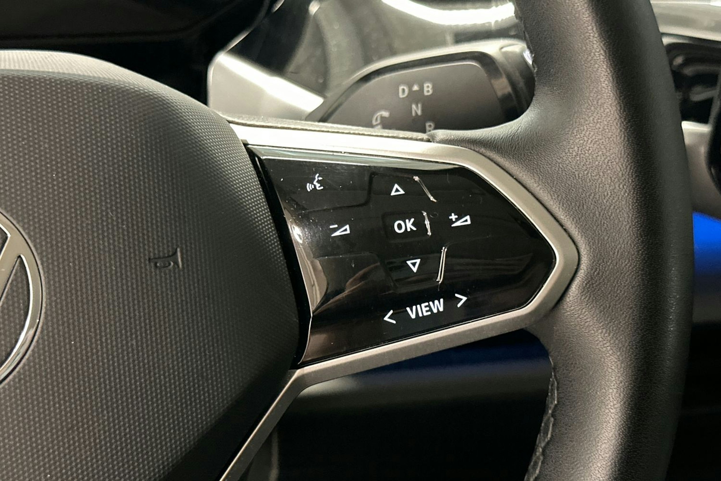 musta Volkswagen ID. Buzz 2023 kuva 20.