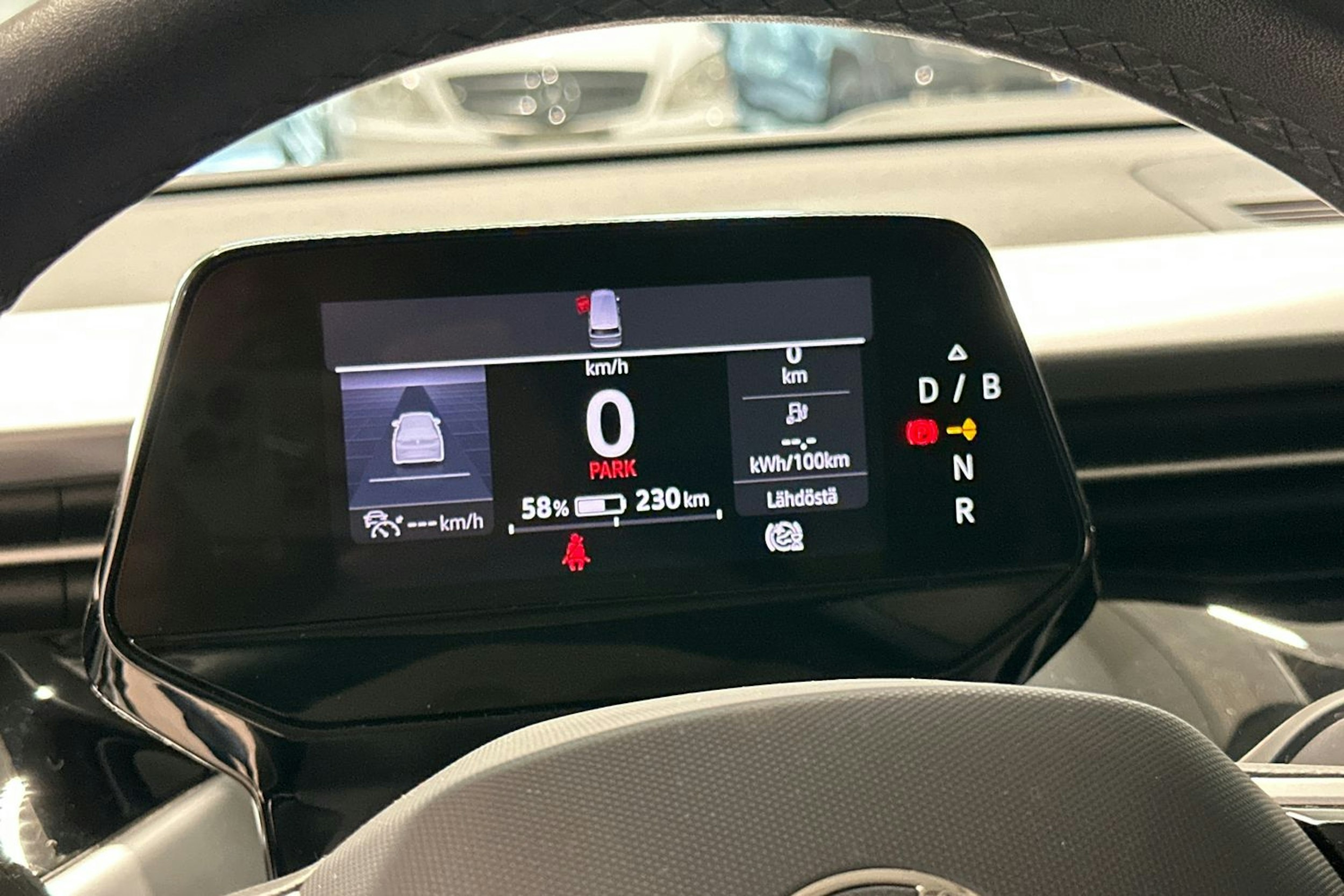 musta Volkswagen ID. Buzz 2023 kuva 21.
