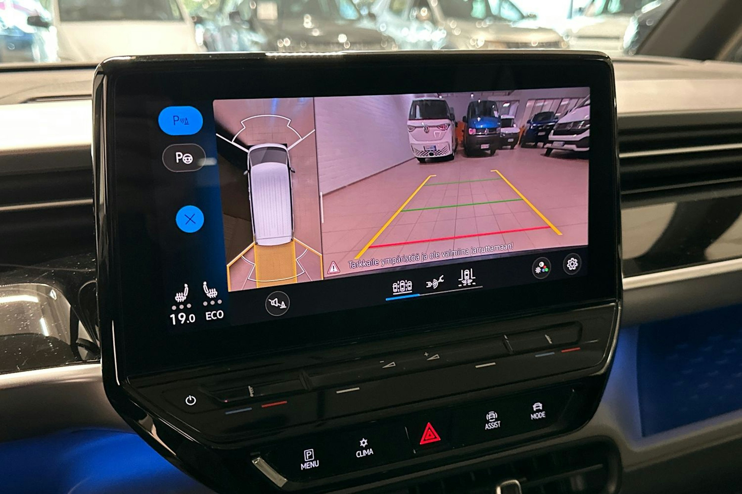 musta Volkswagen ID. Buzz 2023 kuva 23.