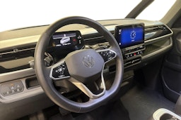 valkoinen Volkswagen ID. Buzz 2023 kuva 9.