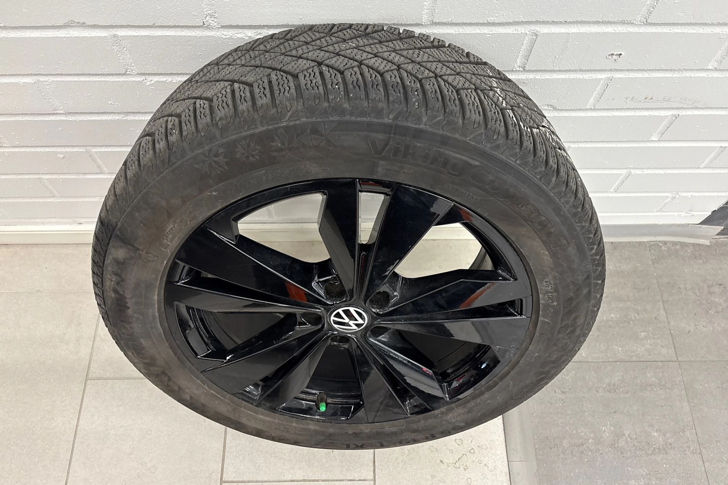 valkoinen Volkswagen ID. Buzz 2023 kuva 10.