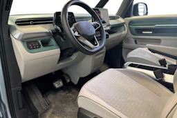 harmaa Volkswagen ID. Buzz 2023 kuva 3.