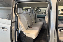 harmaa Volkswagen ID. Buzz 2023 kuva 5.