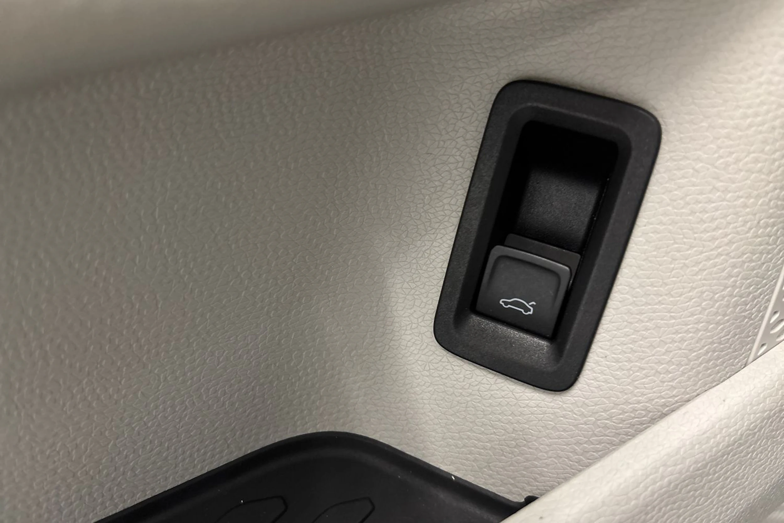 harmaa Volkswagen ID. Buzz 2023 kuva 20.
