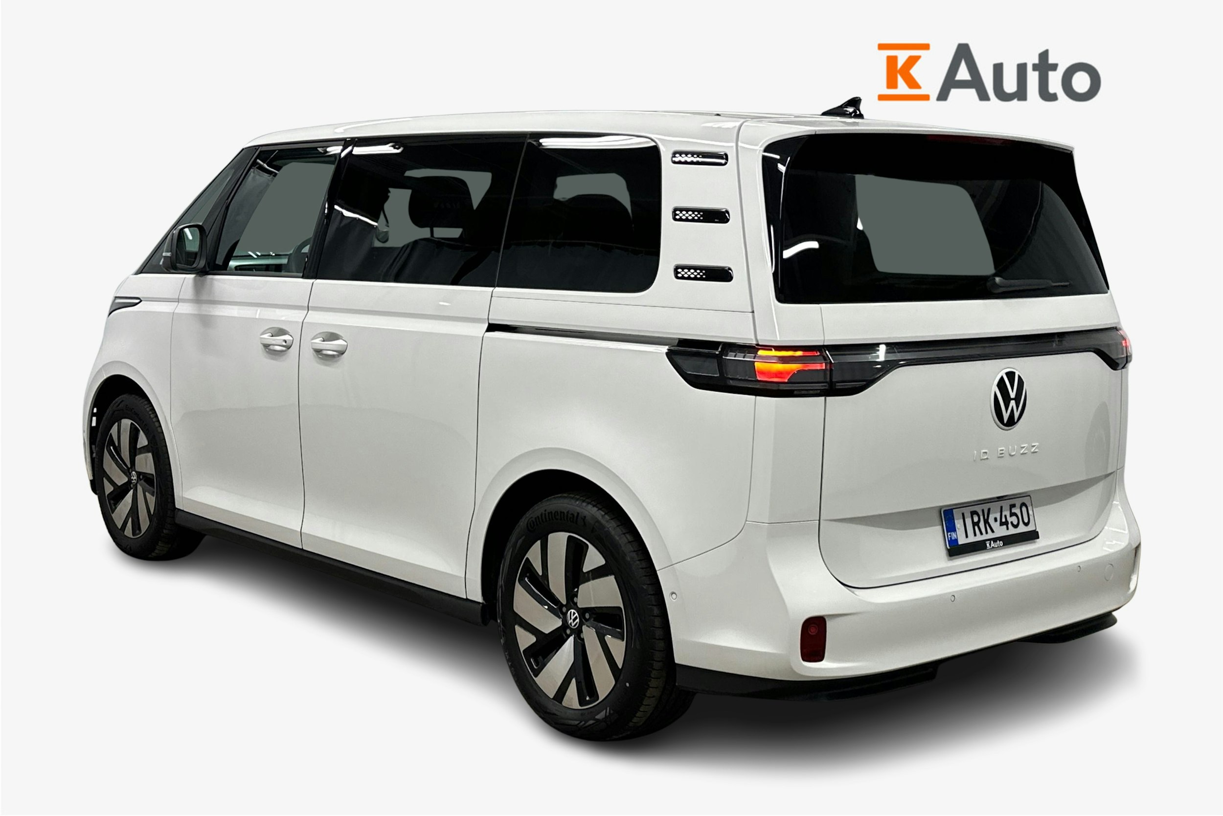 valkoinen Volkswagen ID. Buzz 2023 kuva 3.