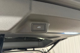 valkoinen Volkswagen ID. Buzz 2023 kuva 36.