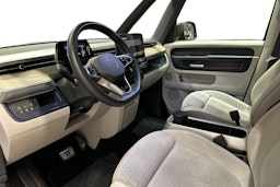 musta Volkswagen ID. Buzz 2023 kuva 8.