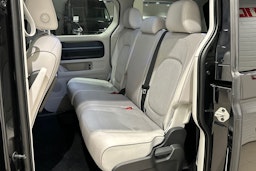 musta Volkswagen ID. Buzz 2023 kuva 13.