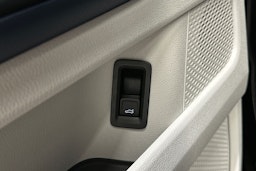 musta Volkswagen ID. Buzz 2023 kuva 17.