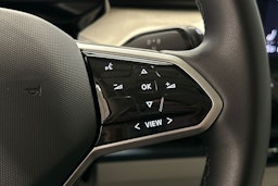 musta Volkswagen ID. Buzz 2023 kuva 22.